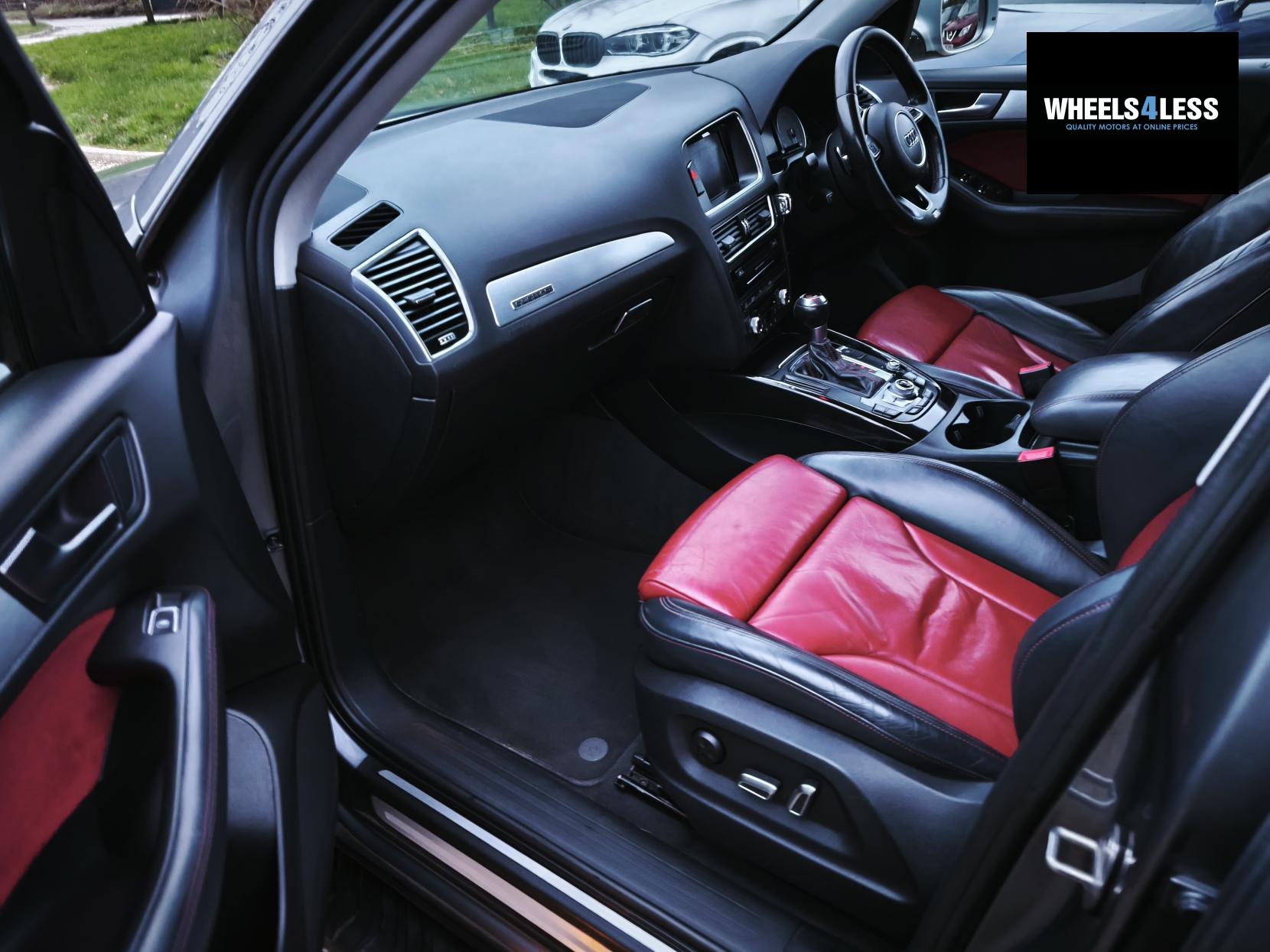 Audi SQ5 3.0 BiTDI V6 SUV 5dr Diesel Tiptronic quattro Euro 6 (s/s) (313 ps)