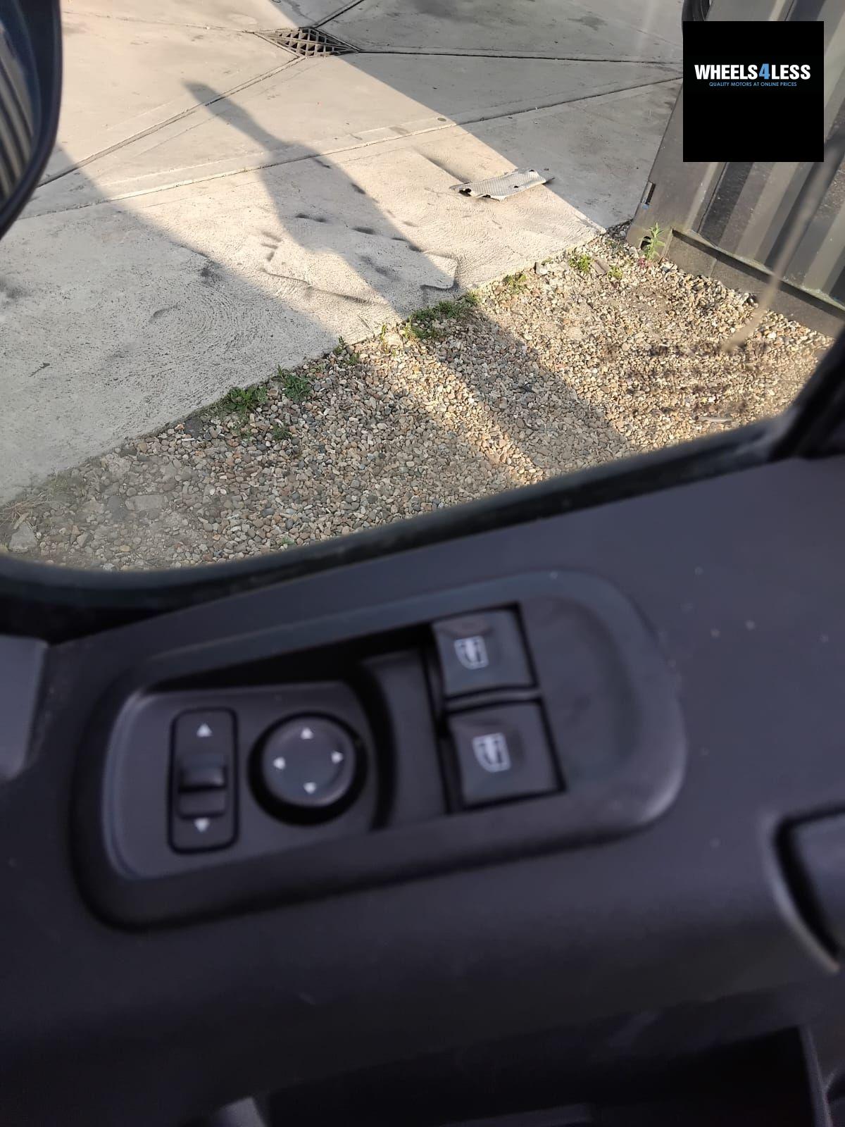 Vauxhall Movano 2.3 CDTi 3500 BiTurbo Edition RWD L4 H3 Euro 6 5dr